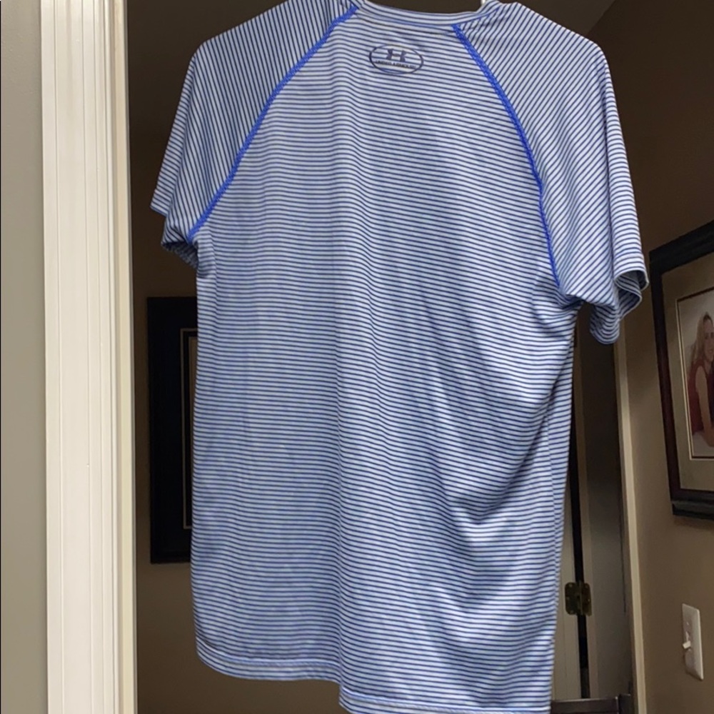 Under Armour Excellent Condition - Picture 3 of 4